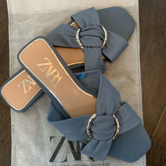 Zara Shoes - Sandal, slides, slipper